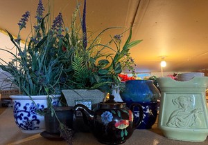 Lot of Flower Pots and Vases Chinoiserie design Blue Porcelain