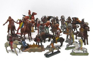 Great Collection of Old Vintage Lead &amp Metal Native American Indian Toy Figures