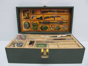 Original Vintage GI JOE 1960s-70s Action Figure wFoot Locker &amp Accessories #2