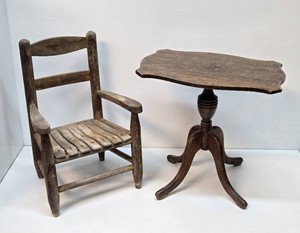 Small Size Vintage Wooden Table &amp Chair&nbsp