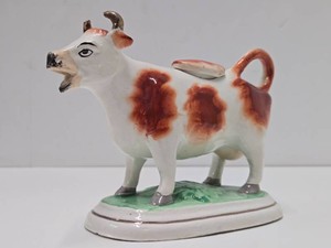 Antique Royal Staffordshire Cow Creamer wLid