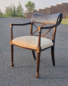 Vintage 1940s-1950s era Armchair wVery Cool Design
