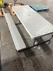 Picnic table