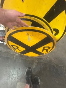 Railroad crossings sign