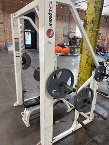 Weightlifting equipment