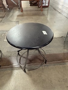 Cocktail table wooden top