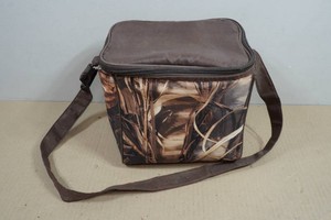 Camo 6-Can Cooler Bag