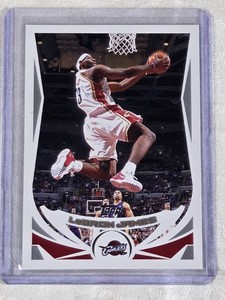 LeBron James 2004 Topps #23 - Cleveland Cavaliers Basketball Card