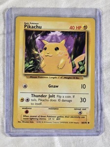 Pikachu 1999 Wizards Pokemon Jungle Set #58102