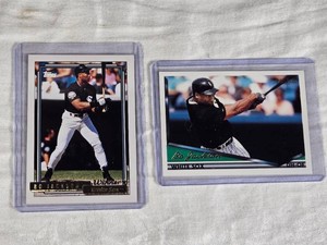Lot of 2 Bo Jackson Gold Baseball Cards