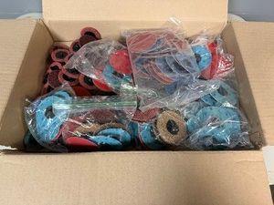 Mixed Assortment of Quick-Change Sanding Discs and Surface Conditioning Discs
