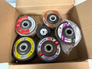 CGW Abrasives 3 and 4 12 Discs - Variety Pack (Qty 50)