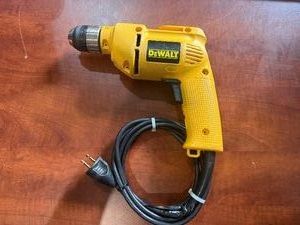 Dewalt Corded Drill (DW 106) 38 Keyless Chuck