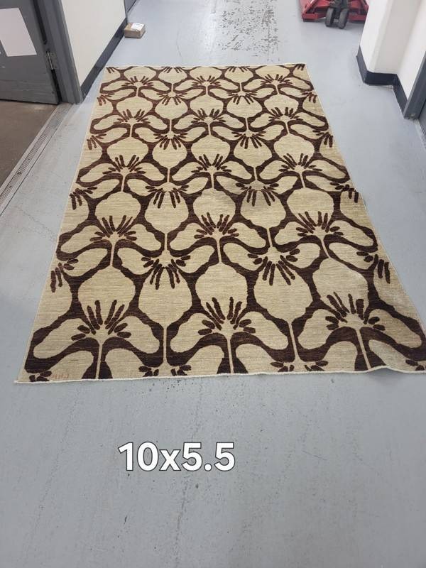 Patterned Area Rug 10 Ft X 5.5 Ft