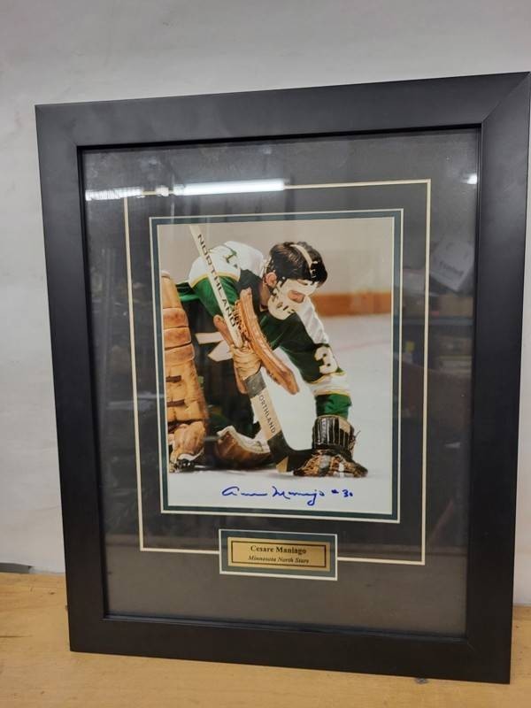 Cesare Maniago Signed 8x10 Minnesota North Stars Framed Photo