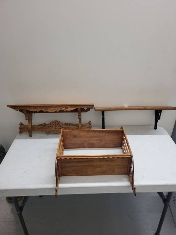 Lot of 3 Vintage Wooden Wall Shelves Carved Oak Scrollwork Cast Iron Brackets