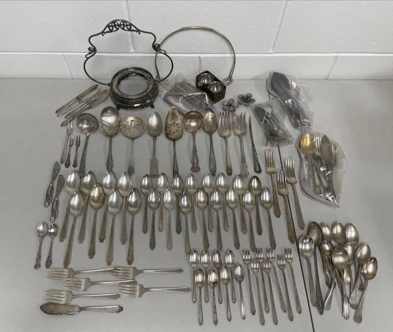 Lot Including 1847 Rogers Bros Melody Silverplate Flatware Serving Pieces
