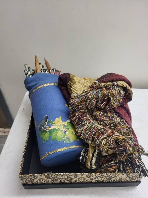 Box Lot Knitting Needles Crochet Hooks Throw Blanket Storage Box