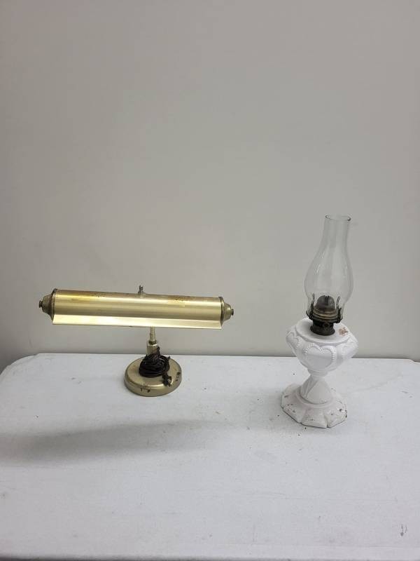 Vintage Lighting Lot Brass Desk Lamp & Milk Glass Oil Lamp