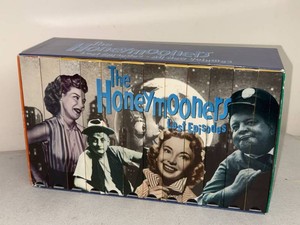 MPI Home Video The Honeymooners Lost Episodes VHS Box Set 1995