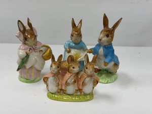 Beswick Beatrix Potter Figurines Peter Rabbit Family 4-Piece Set