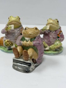 Beswick Beatrix Potter Mr Jeremy Fisher & Mr Jackson Figurines