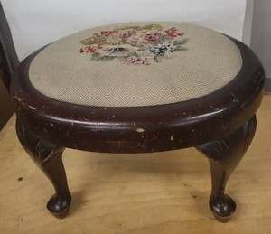 Vintage Round Needlepoint Footstool Vanity Stool Queen Anne Style Wood
