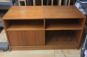 MID-CENTURY MODERN  VINYL STORAGE Mid-Century Modern Teak Vinyl LP Record Cabinet  Lift-Top Record Storage  Audio Furniture 46x20x26