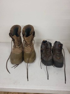 Lot of Mens Sorel Caribou Boots & Danner Outdoor Shoes