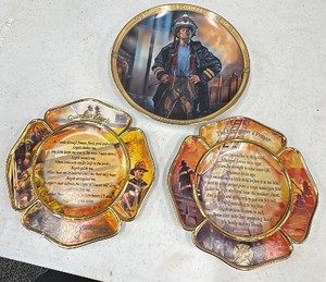 The Bradford Exchange 2002911 firefighter plates