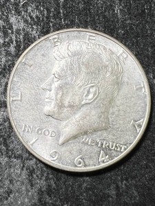 1964-D US KENNEDY HALF DOLLAR