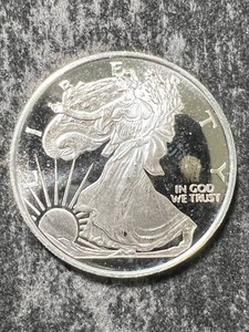 HALF TROY OZ .999 FINE SILVER AMERICAN EAGLE ROUND