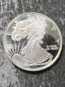 HALF TROY OZ .999 FINE SILVER AMERICAN EAGLE ROUND