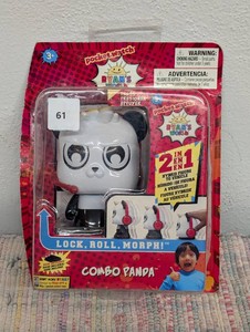 Ryans World Jamn Products - Lock N Roll Pal Combo Panda Action Figure (4.5)