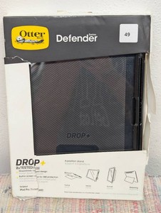 OtterBox iPad Pro 11-inch (M4) Defender Series Case - Black