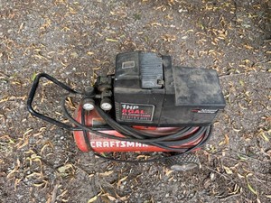 Air Compressor - Sears Craftsman 1HP 8Gal Advanced Technology