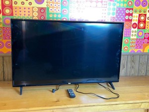 43 Inch TV - LG With Remote