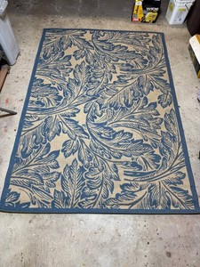 Area Rug - Blue & Beige Leaf Pattern Woven IndoorOutdoor