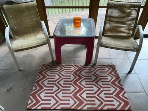 Homecrest Patio Chairs, Table & Rug Mixed Lot