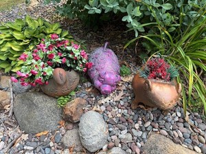 Assorted Animal Planters - Distressed Metal Garden Decor (Set of 3)