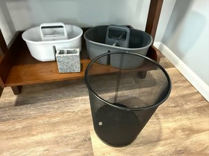 Pencil holder, Wastebasket and Totes Mixed Lot