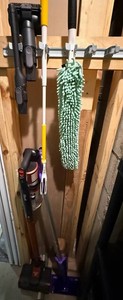Shark Vacuum, Swifter & Duster Mixed Lot