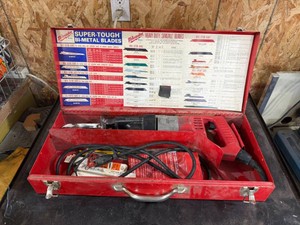 Milwaukee Heavy-Duty Sawzall & Blades