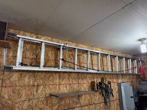 Keller 24 Medium Duty 225# Commercial Extension Ladder