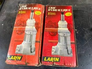 2 - 2 Ton Hydraulic Jacks
