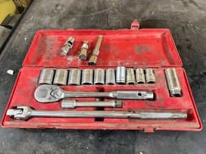 12 Socket Set