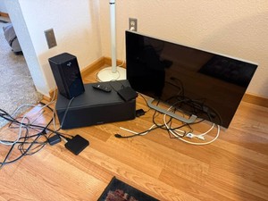 Vizio TV, Optimus Center Channel Speaker, Router