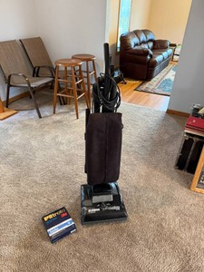 Eureka The Boss Lite Vacuum