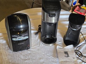 Hamilton Beach, Farberware, and Family Chef Single Serve Coffee Makers - Power On
