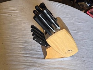 Chicago Cutlery Knives and Other Brands with Block